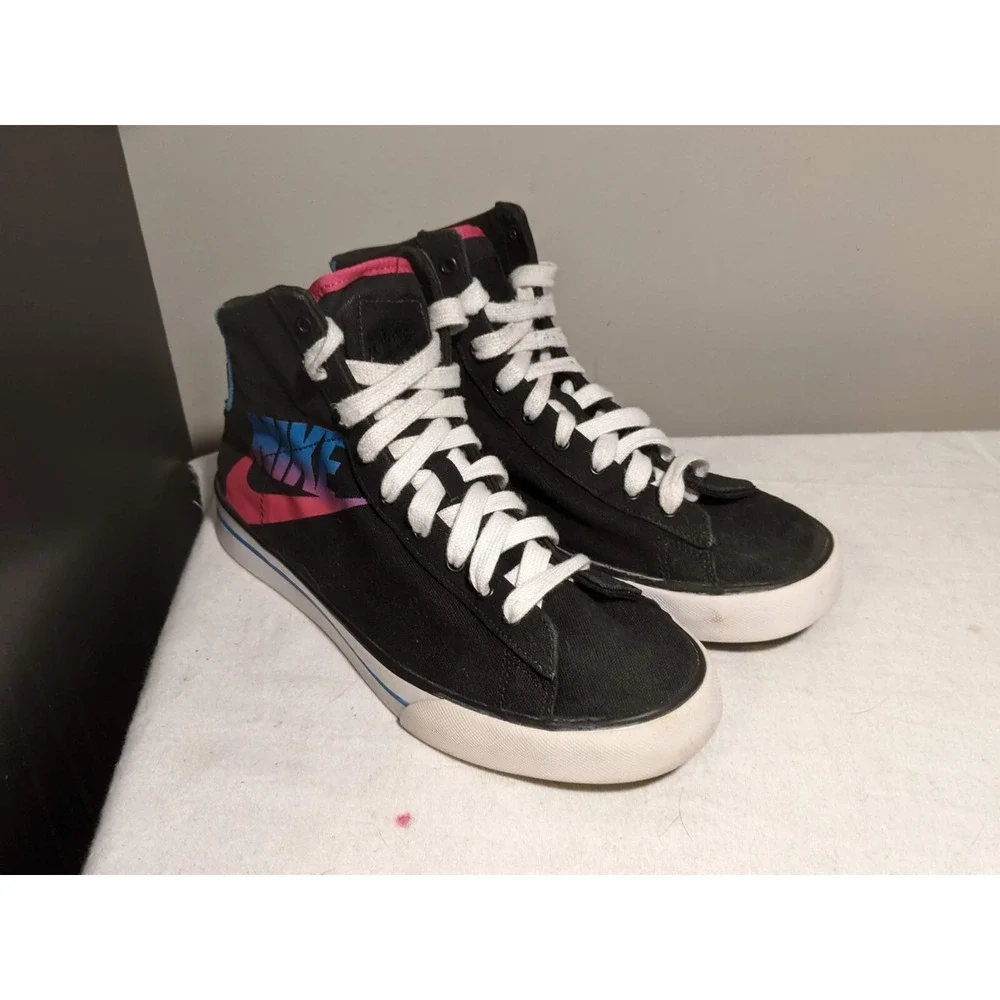 Nike Sweet Classic High Top Sneaker Neon Pink Blue Womens US 8 - Picture 2 of 10